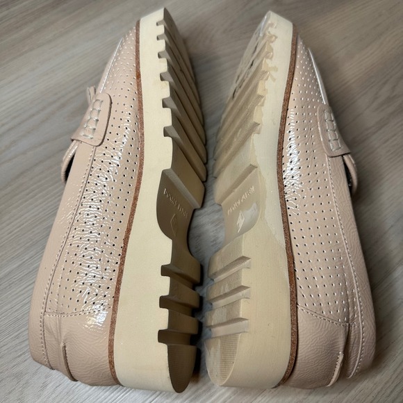 Donald Pliner Haarlem Platform Loafers 8 Beige/Blush Perforated Patent Leather - Picture 5 of 8